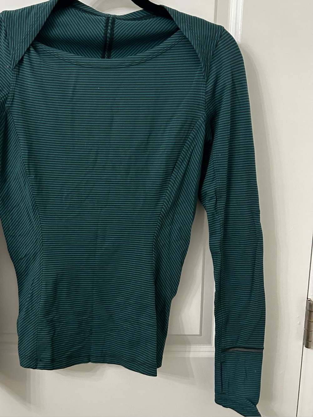 Lululemon Long Sleeve Women's Performance Top in Dark Teal Stripe Size 6